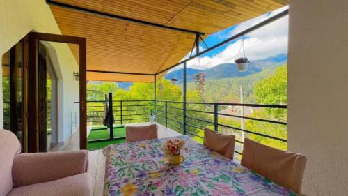 Akhali Ubani House | Guest House Sando