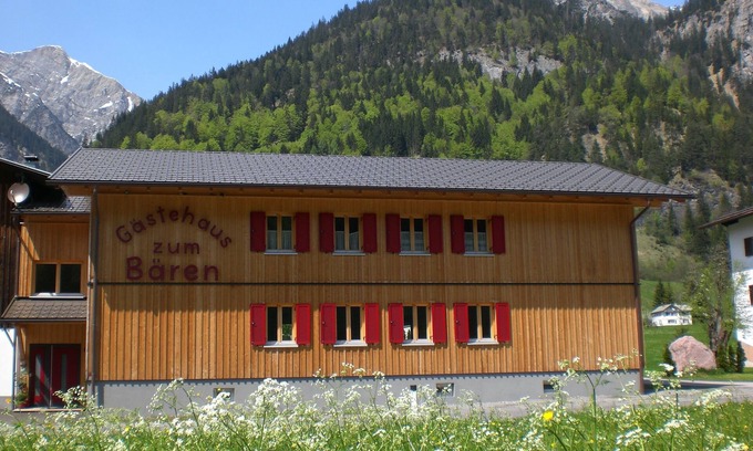 Wald am Arlberg Apartment | Guesthouse zum Bären