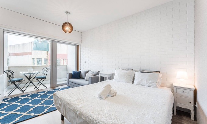 Sao Pedro da Afurada Apartment | GuestReady - Bright Studio with balcony