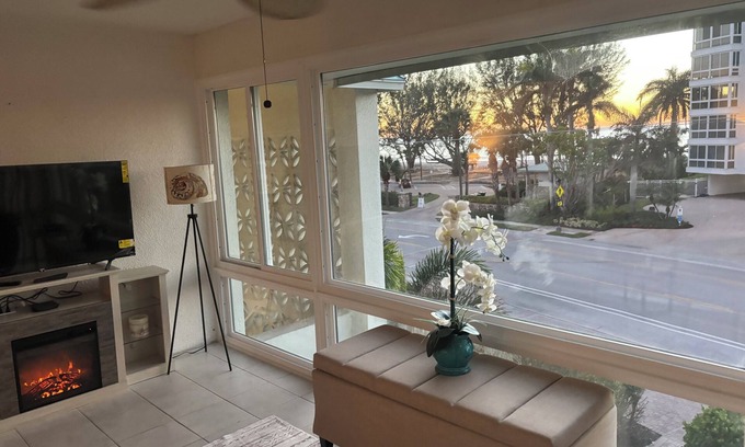 Moorings Condo | Gulfshore Boulevard Prime Private Beach Location in the Moorings.