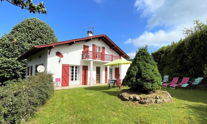 Ayherre House | Gure Etxola - Ayherre