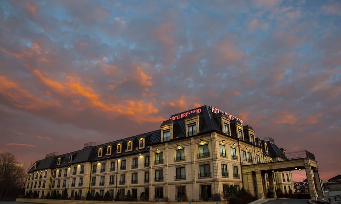 Brossard Hotel | Hôtel Brossard