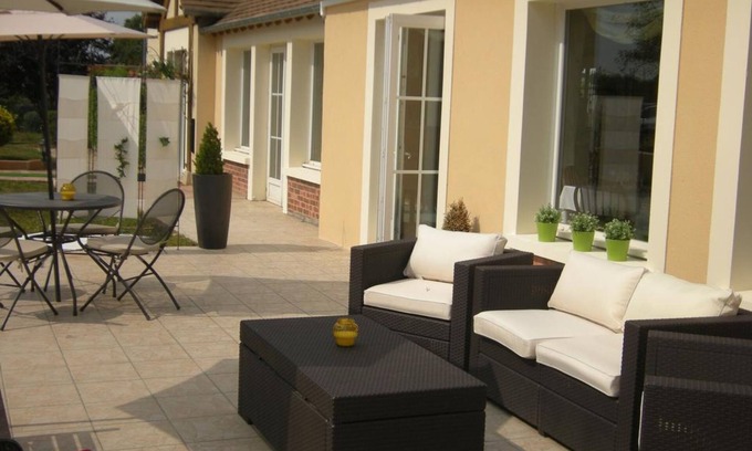 Houdan Hotel | Hôtel HAPY