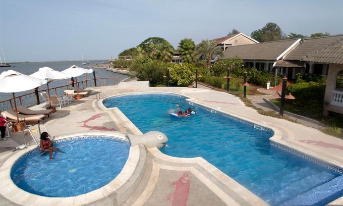 Ziguinchor Hotel | Hôtel Kadiandoumagne