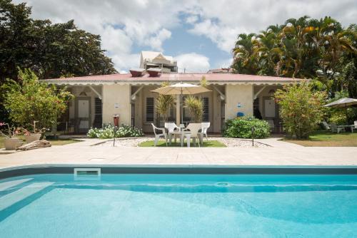 Perinet Hotel | Hôtel Les Bananiers