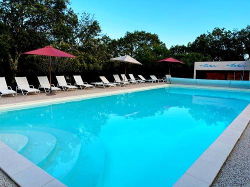 Lavilledieu Hotel | Hôtel Les Persèdes