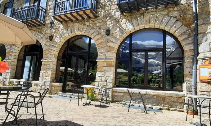 Gavarnie-Gedre Hotel | Hôtel Vignemale