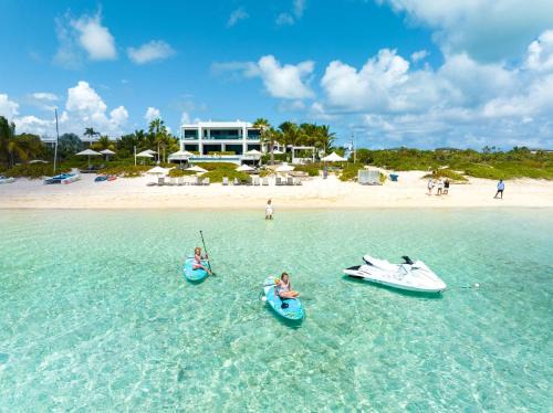 Long Bay Resort | H2O life style resort