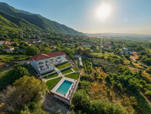 Gabrovo Resort | Hacienda Louisandro