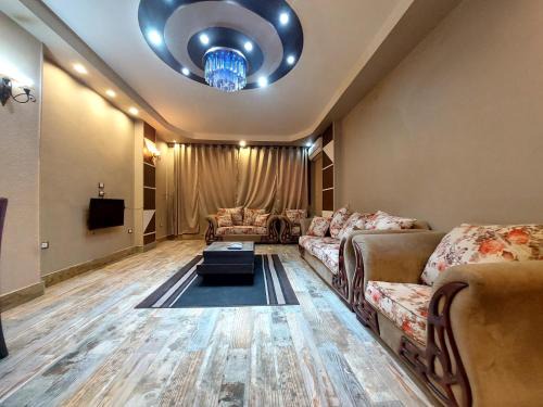 Pyramids Gardens Apartment | Hadak ELahram