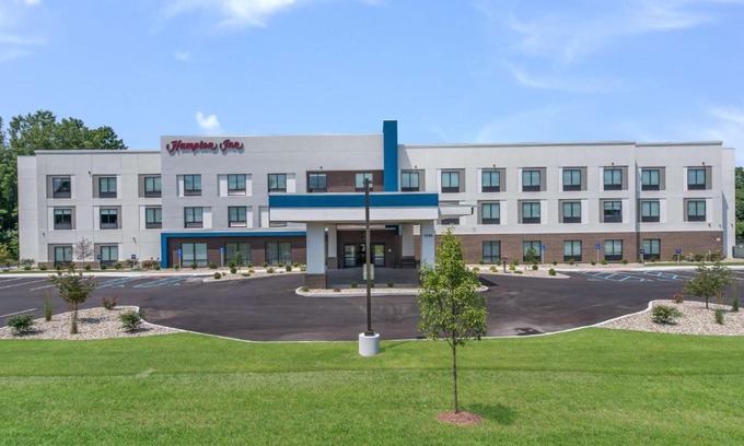 Niles Hotel | Hampton Inn Niles, Mi