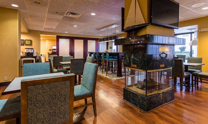 Somerset Hotel | Hampton Inn Somerset