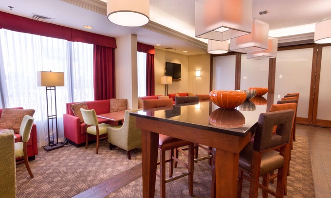 Valley Park Hotel | Hampton Inn St. Louis Southwest