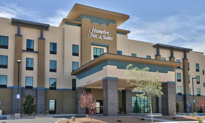 Artesia Hotel | Hampton Inn & Suites Artesia