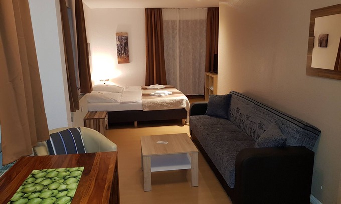 Tonndorf House | Hansa Apartments Hamburg - Apartment 1B