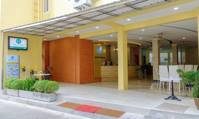 Central Pattaya Hotel | Happy Hostel