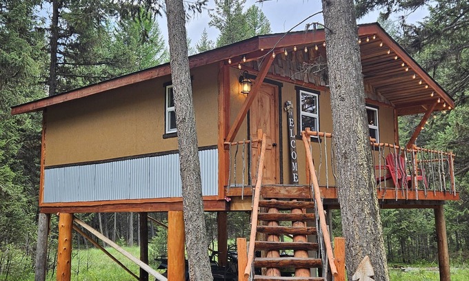 Libby Cabin | Happy Trails Treehouse