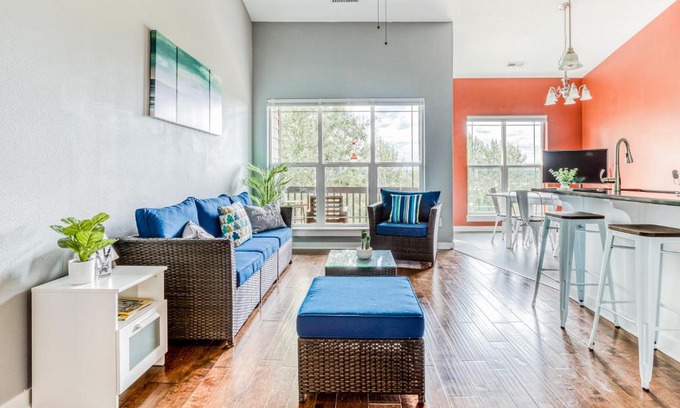 Happy Valley House | Happy Valley Hideway