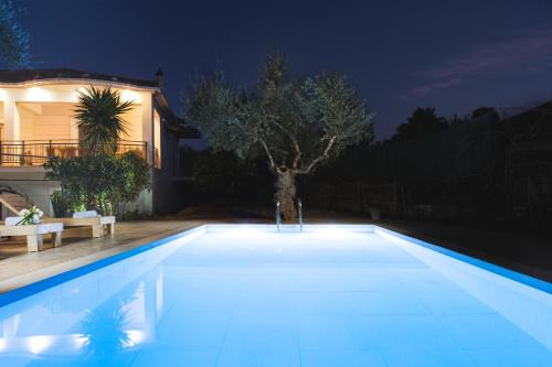 Laganas House | Happy Villa with Pool - Ideal Villa for Large Groups Near Laganas With a Pool Perfectly Combining Natures Tranquility and Vibrant Entertainment By Villa Mana Gers