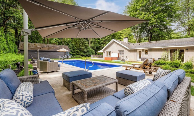 Harbert House | Harbert Hideaway - A short walk to the beach with private pool and hot tub.