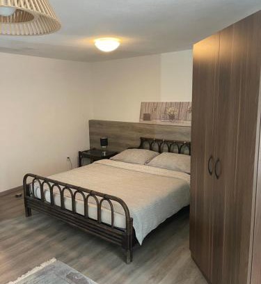 Wassen Apartment | Haus Alpenhof