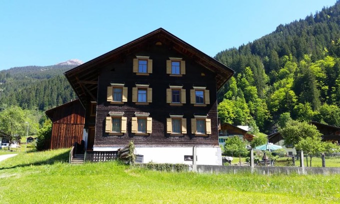 Gortipohl Apartment | Haus Mannhart