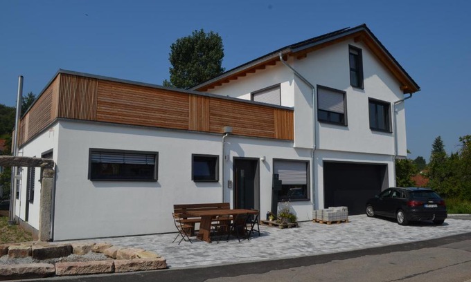 Bretzfeld Apartment | Haus Mone