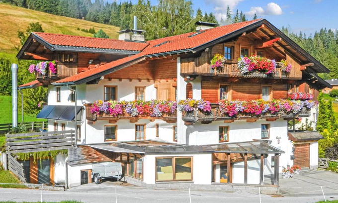 Sonnenberg Apartment | Haus Rosenheim Ferienwohnung