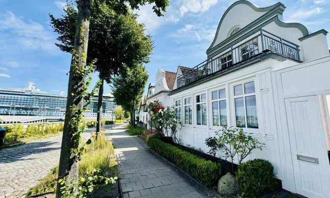 Warnemuende Apartment | Haus Vier Freunde, Gabor