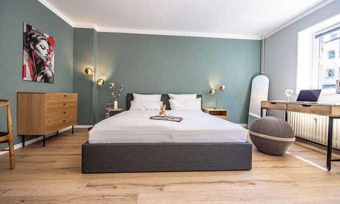 Ahrensburg Apartment | have-a-nice-stay - modern, near train station, quiet, 15 minutes by train to HH