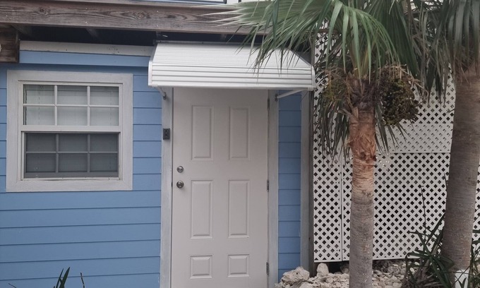 Staniel Cay Apartment | Haven Studio