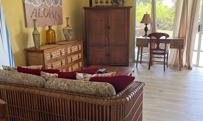 Keauhou Condo | Hawaiian Style Getaway