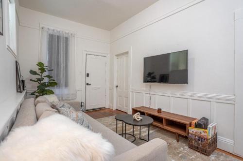 Hayes Valley Apartment | Hayes Valley Home 3Bed by Restaurants, Bars and Shops