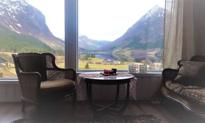 Volda House | HealingHuset a wonderful place to recover. Amazing nature, perfect for hiking