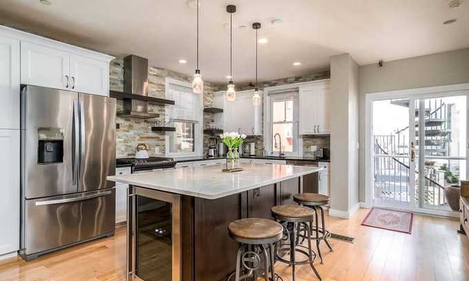 Newburyport House | Heart of Downtown Newburyport | Urban Loft Living