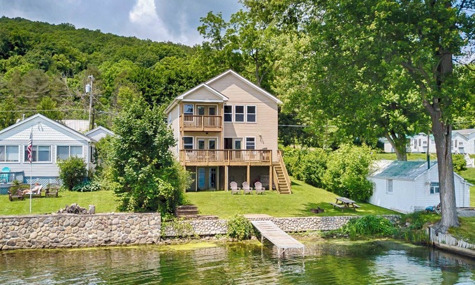 Honeoye Cottage | Heart of Honeoye: A Modern Honeoye Lakefront Getaway!