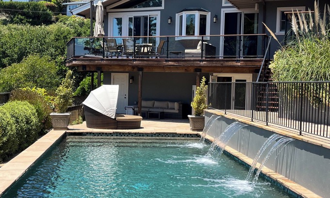 Greenbrae House | Heart of Southern Marin County. Mt Tam views everywhere. 15 min to SF.