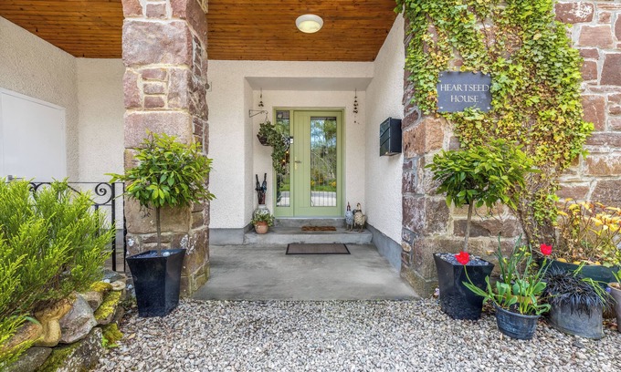 Dornoch Bed & Breakfast | Heartseed House B&B