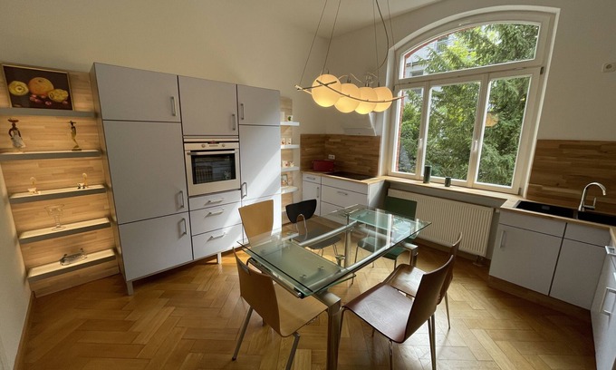 Bruhlervorstadt Apartment | Helsinki Apartment Erfurt 1