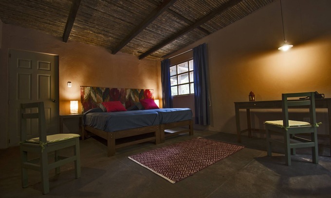 Sauce House | Hermosa casa de lujo en la selva, a orillas de la Laguna Azul.