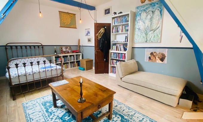 Haarlem Bed & Breakfast | hidden pearl family home