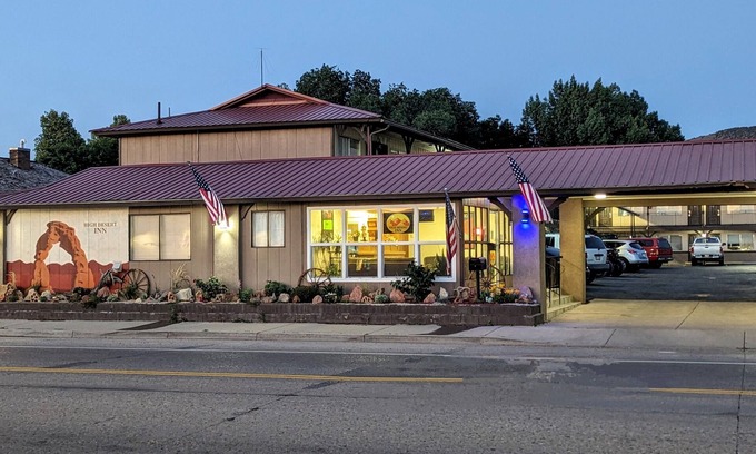 Salina Hotel | High Desert Inn