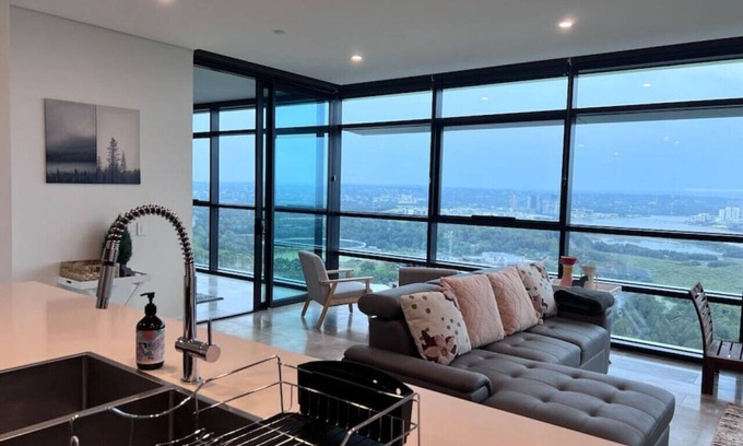 Sydney Olympic Park Apartment | High level Fabulous view 4Beds APT in Olympic Park