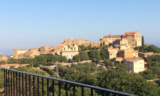 Pigna Apartment | HIGH OF VILLA, APARTMENT 3 ROOMS 120 M2 SEEN SEA AND MOUNTAIN IMPRENABLE