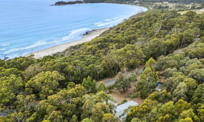 Eaglehawk Neck House | High View House - Pirates Bay Views