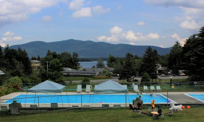 Lake George Hotel | Hill View Motel and Cottages