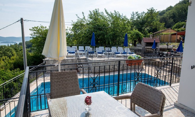 Mrcevac Apartment | Hillside apartment with stunning views of sea and mountains, sea 2 km, pool