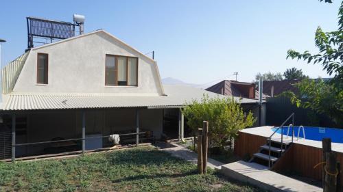 Jrvezh House | Hilltop Guesthouse