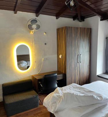 Kaul Ski Chalet | HIMALAYANBLUES COTTAGES&STAYS