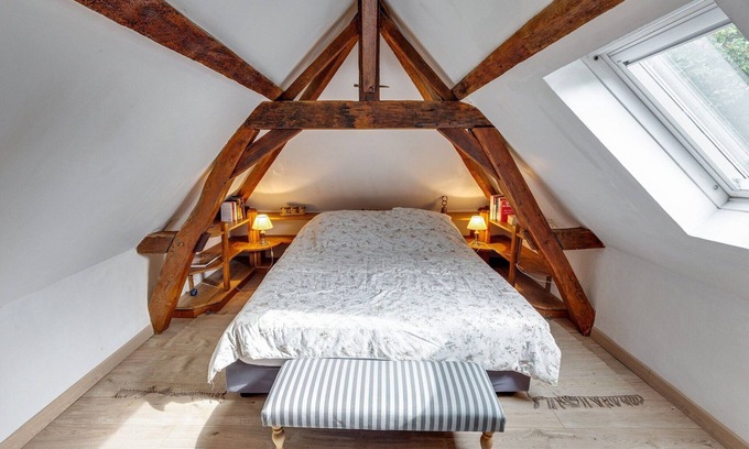 Saint-Laurent-des-Mortiers House | Historic Loire Hideaway